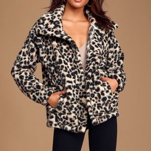 Billabong leopard print sherpa jacket💕
